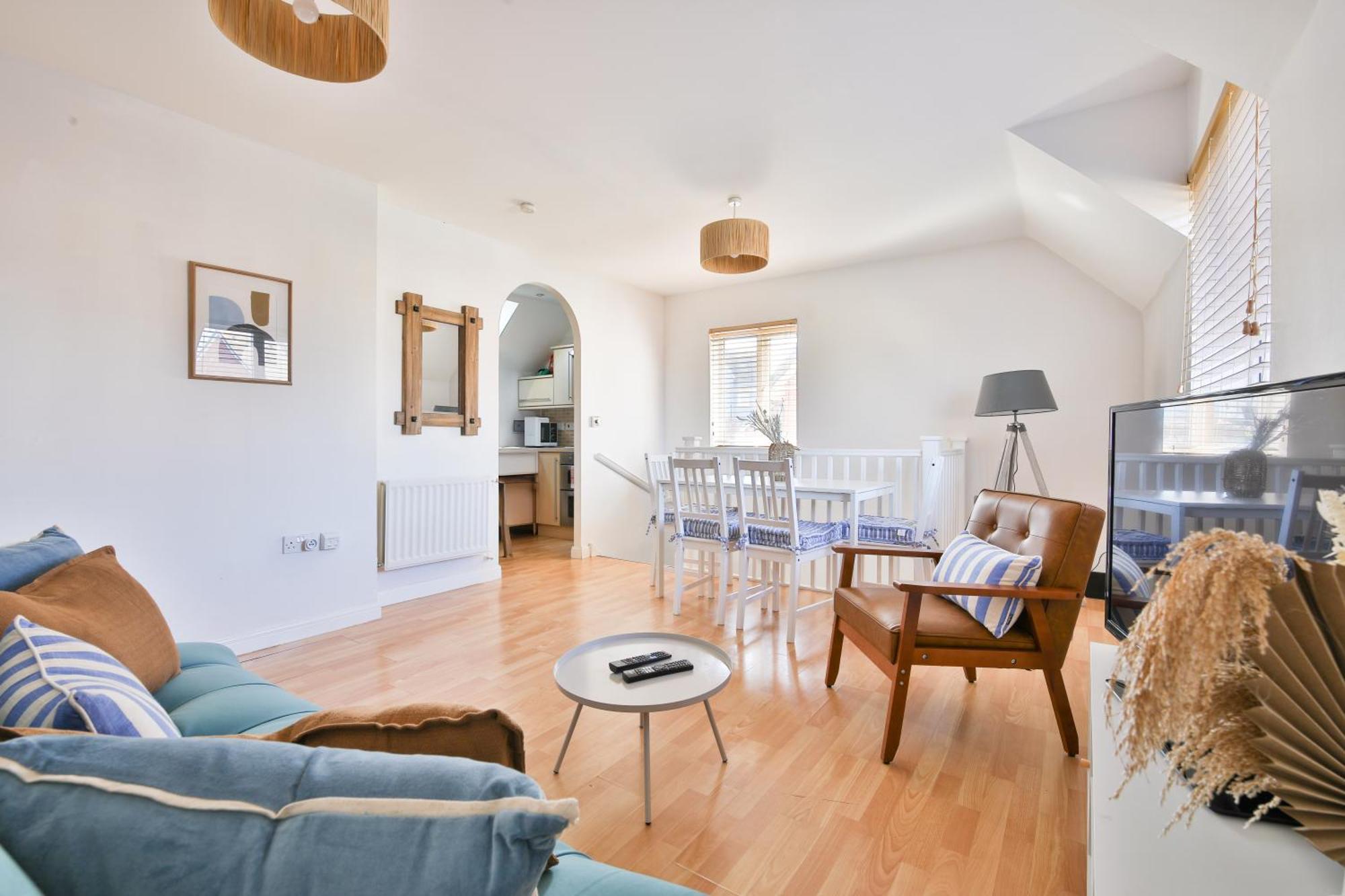Stayright 2 Bed Beach House With Private Parking- Next To Barry Beach And Jackson Bay Экстерьер фото